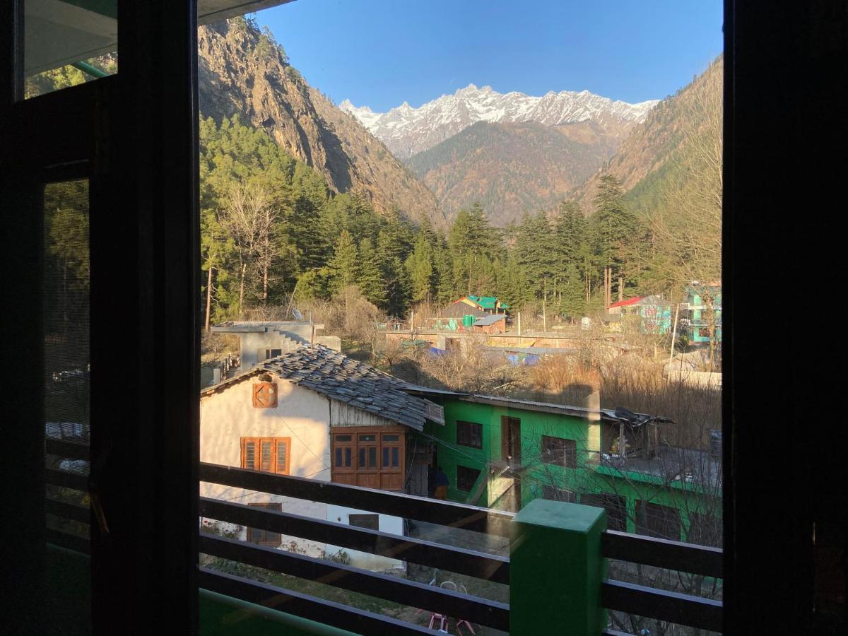 The Royal Orchard Kasol Hotel Exterior foto