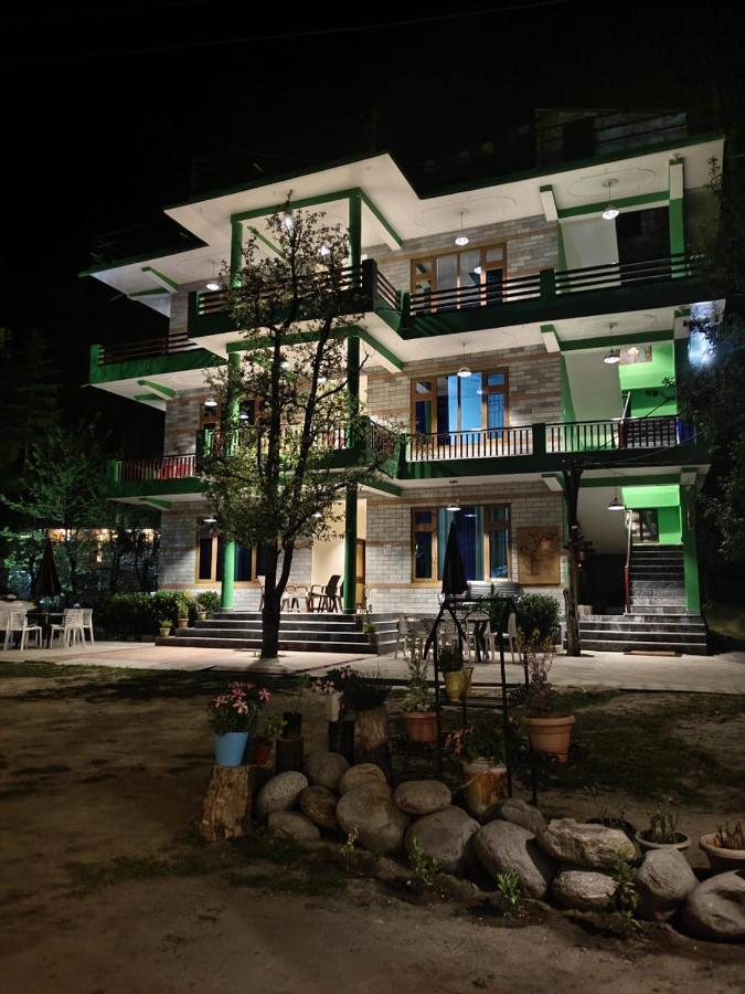 The Royal Orchard Kasol Hotel Exterior foto